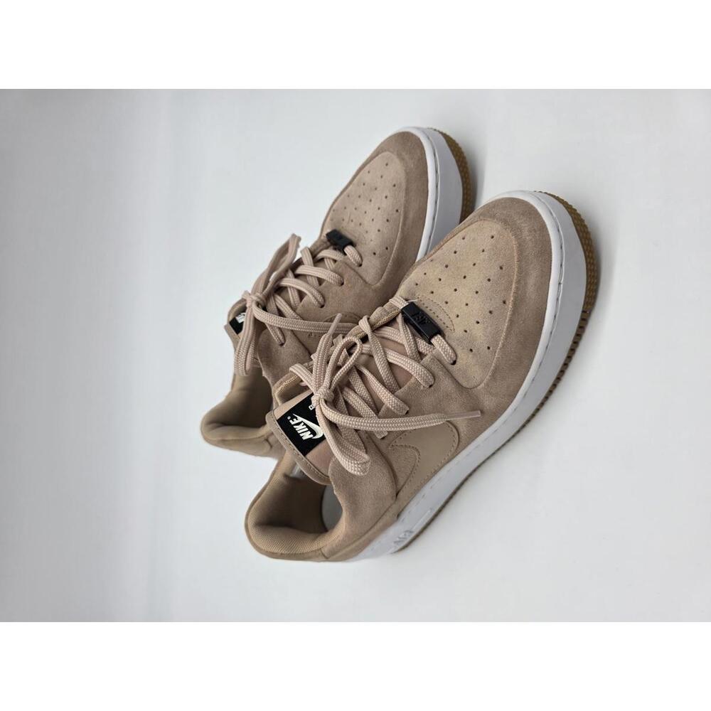 Nike - EUC - Womens Size 8 - Air Force 1 Sage Low Particle Beige